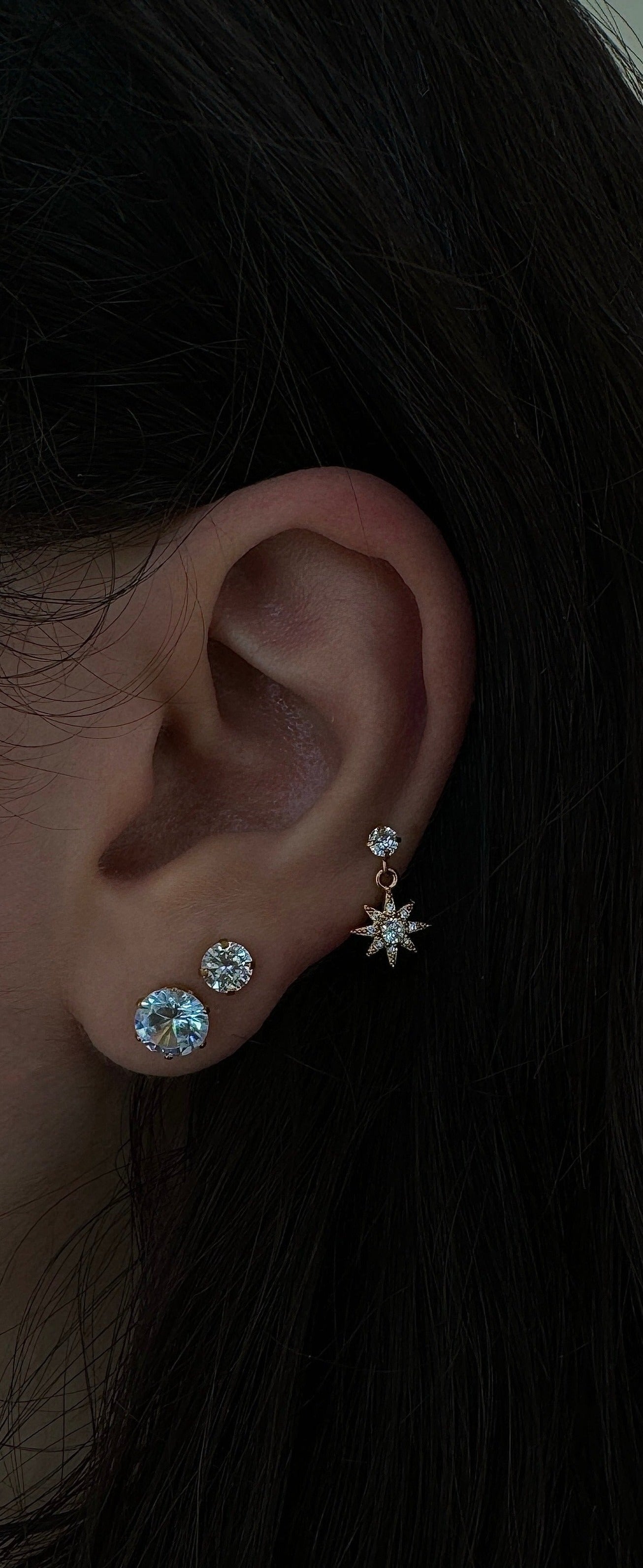 Flower droplet earrings