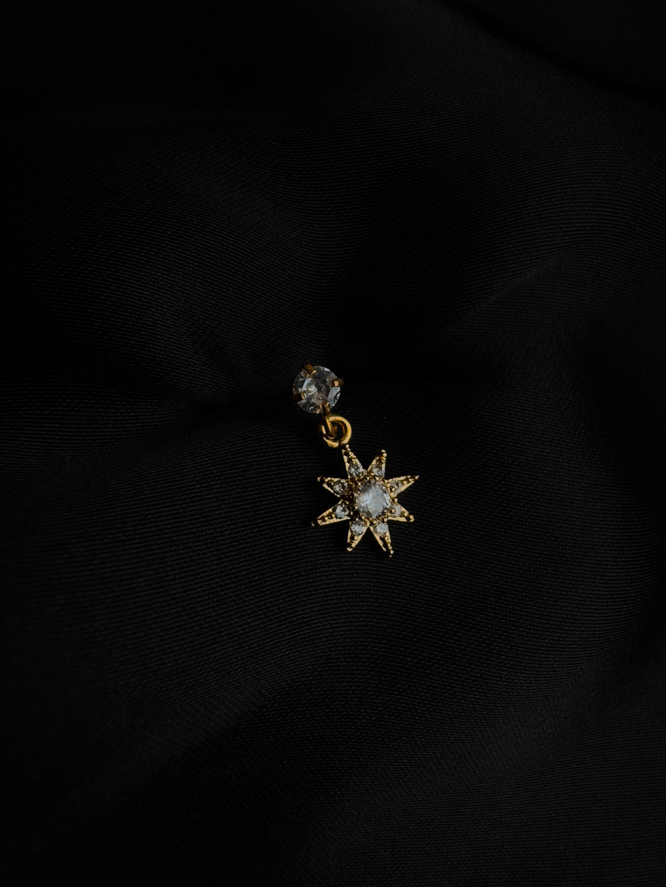 Flower droplet earrings